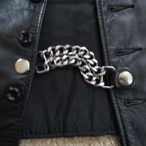 Sears The Leather Shop Vest Mens Size 44 Black Leather Button Chain Vest - Picture 6 of 6